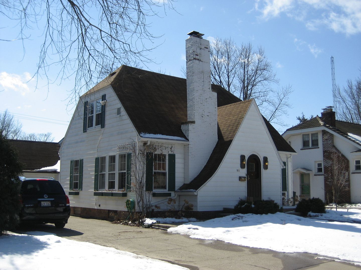 A Fine Sears Home on a Champaign (Illinois) Budget! Sears Modern Homes